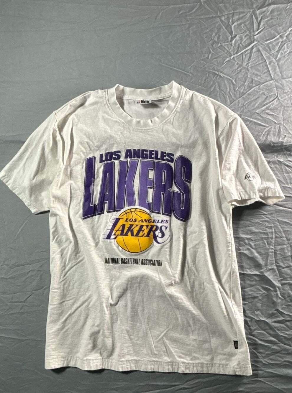 Vintage Los Angeles Lakers White Graphic T-Shirt NBA‎ Men's Size Large